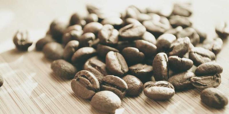 除尘滤袋寿命延长策略：PTFE覆膜与清灰控制优化如何降低更换成本？